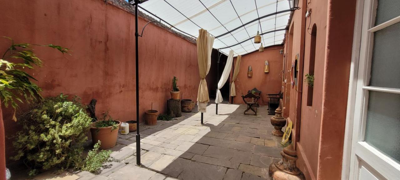 Punto Hostel *